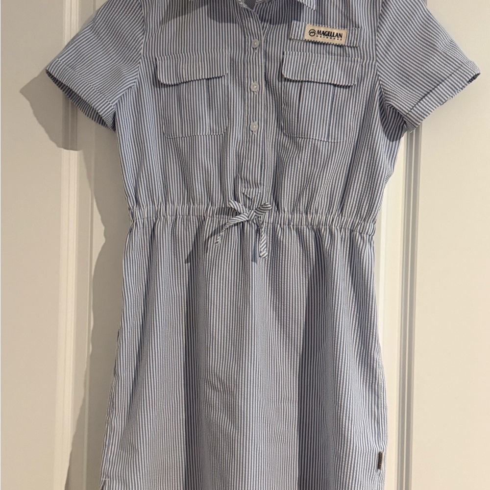 Magellan Outdoors Blue and White Striped Shirt with Mesh Liner